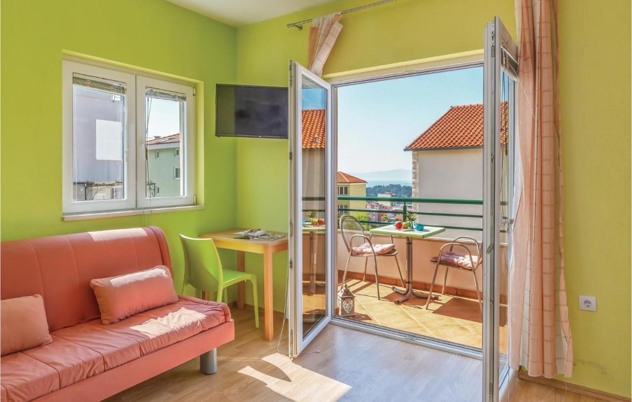 Awesome Apartment In Makarska With Kitchen Eksteriør billede